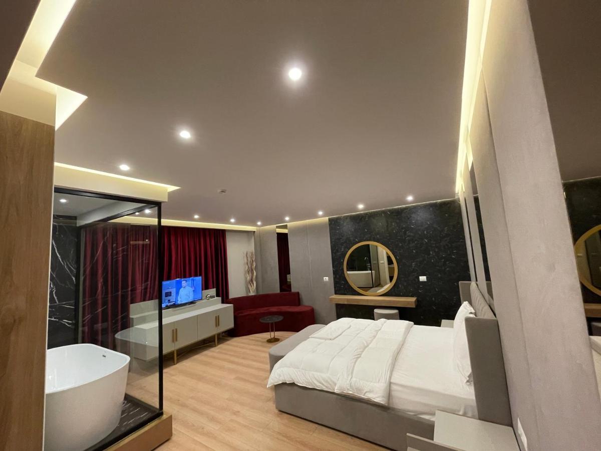Hotel Colis Kamez Екстер'єр фото
