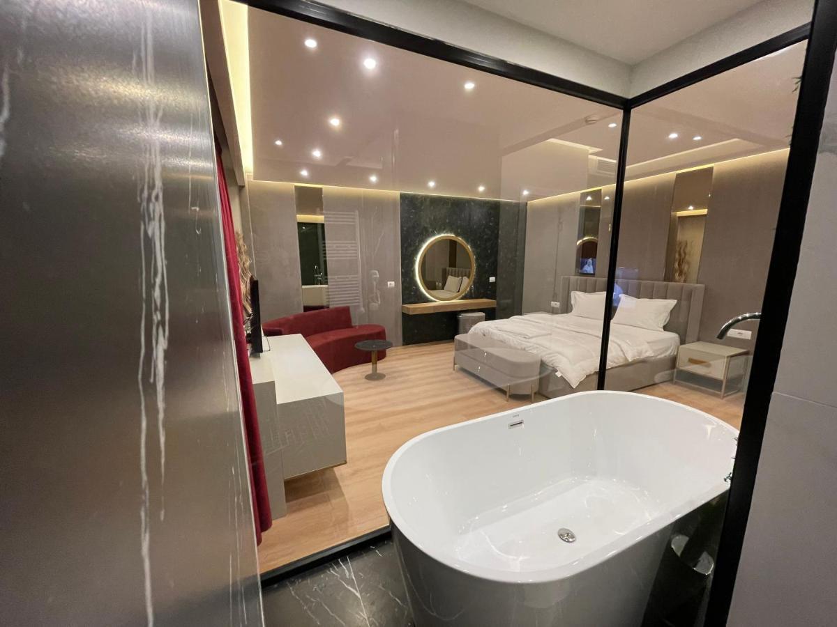 Hotel Colis Kamez Екстер'єр фото