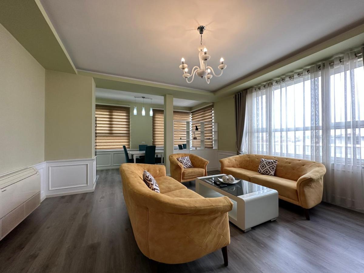 Hotel Colis Kamez Екстер'єр фото
