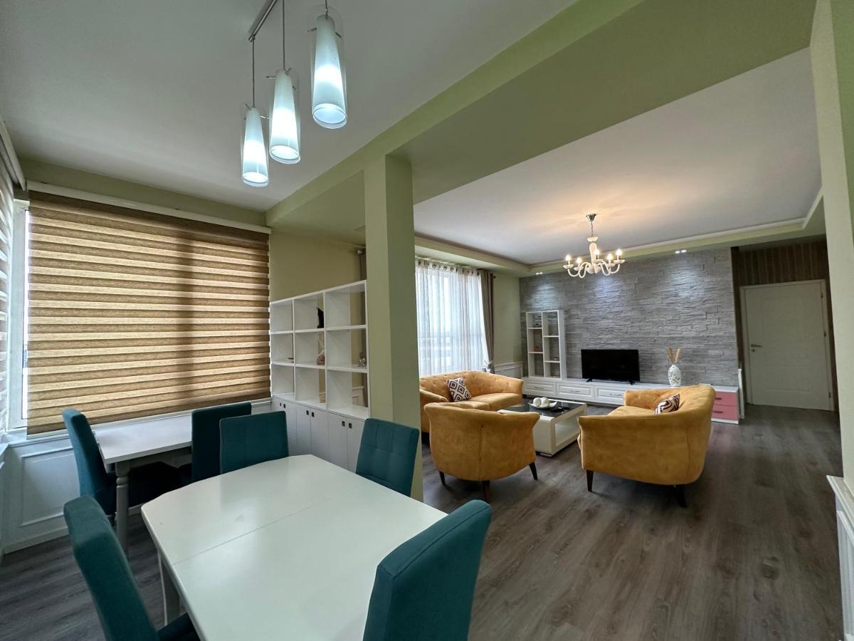 Hotel Colis Kamez Екстер'єр фото