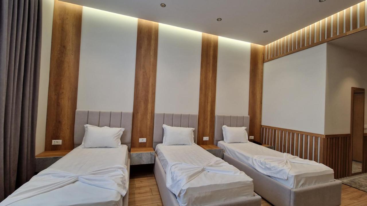 Hotel Colis Kamez Екстер'єр фото