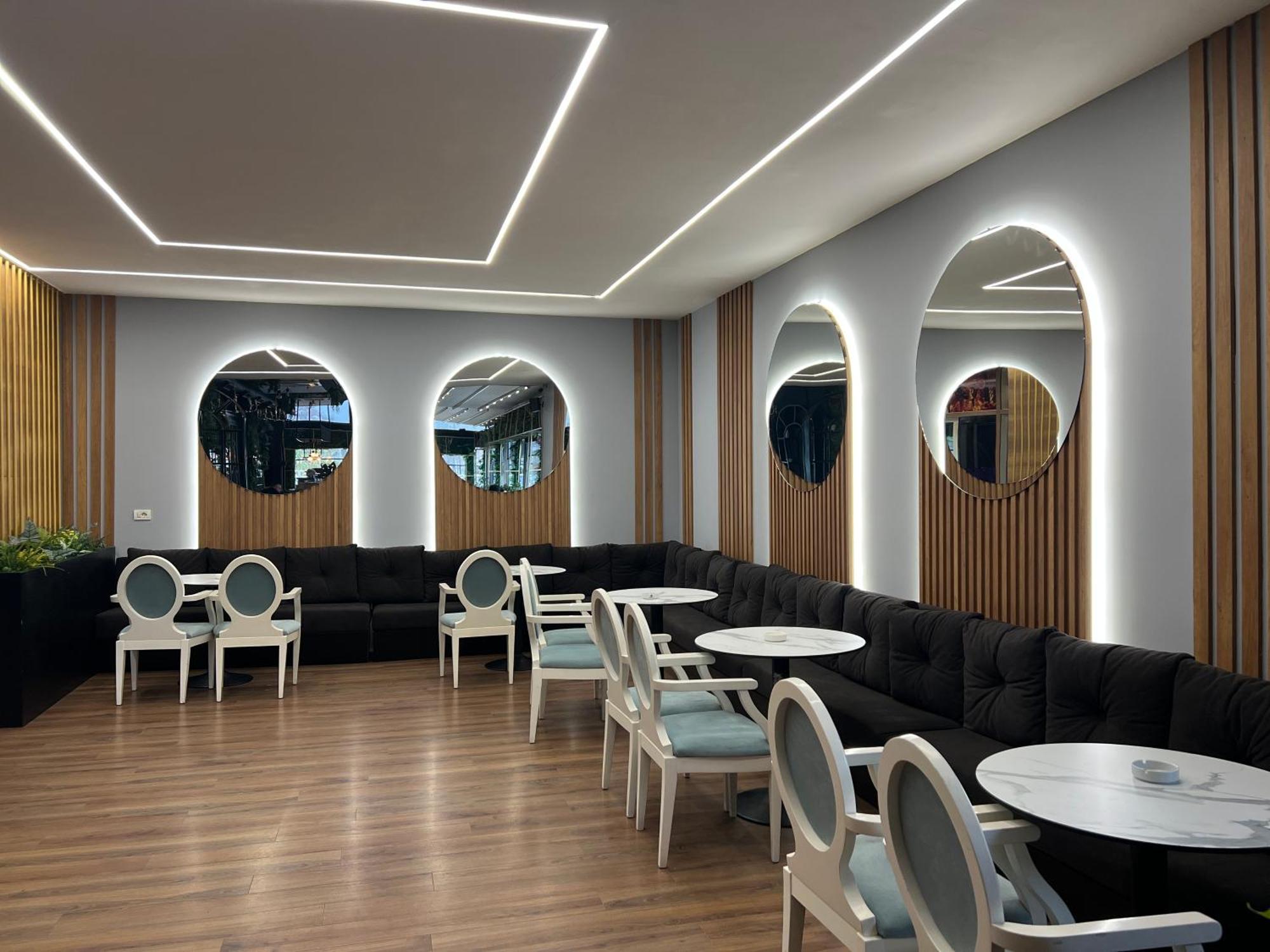 Hotel Colis Kamez Екстер'єр фото