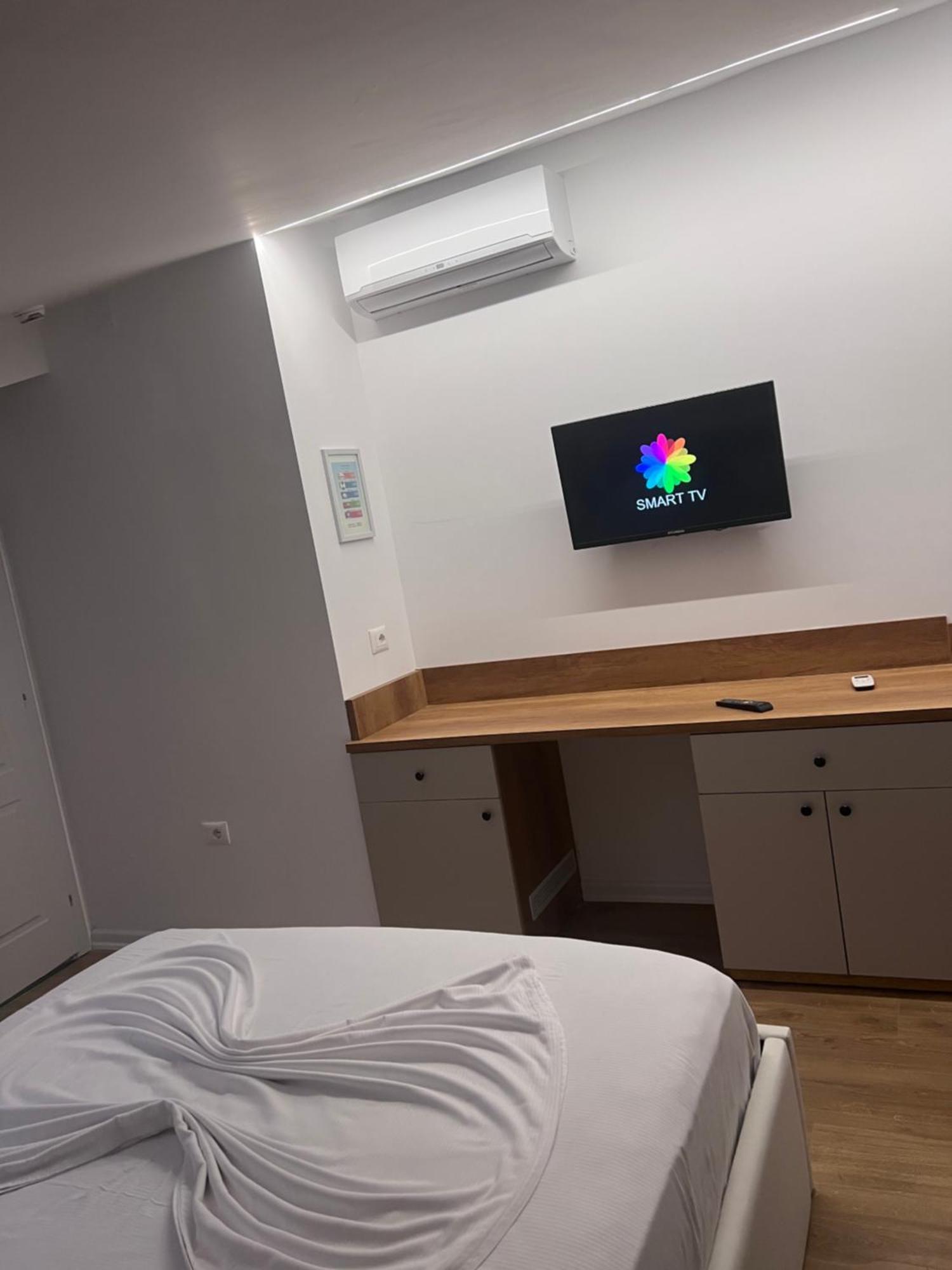 Hotel Colis Kamez Екстер'єр фото