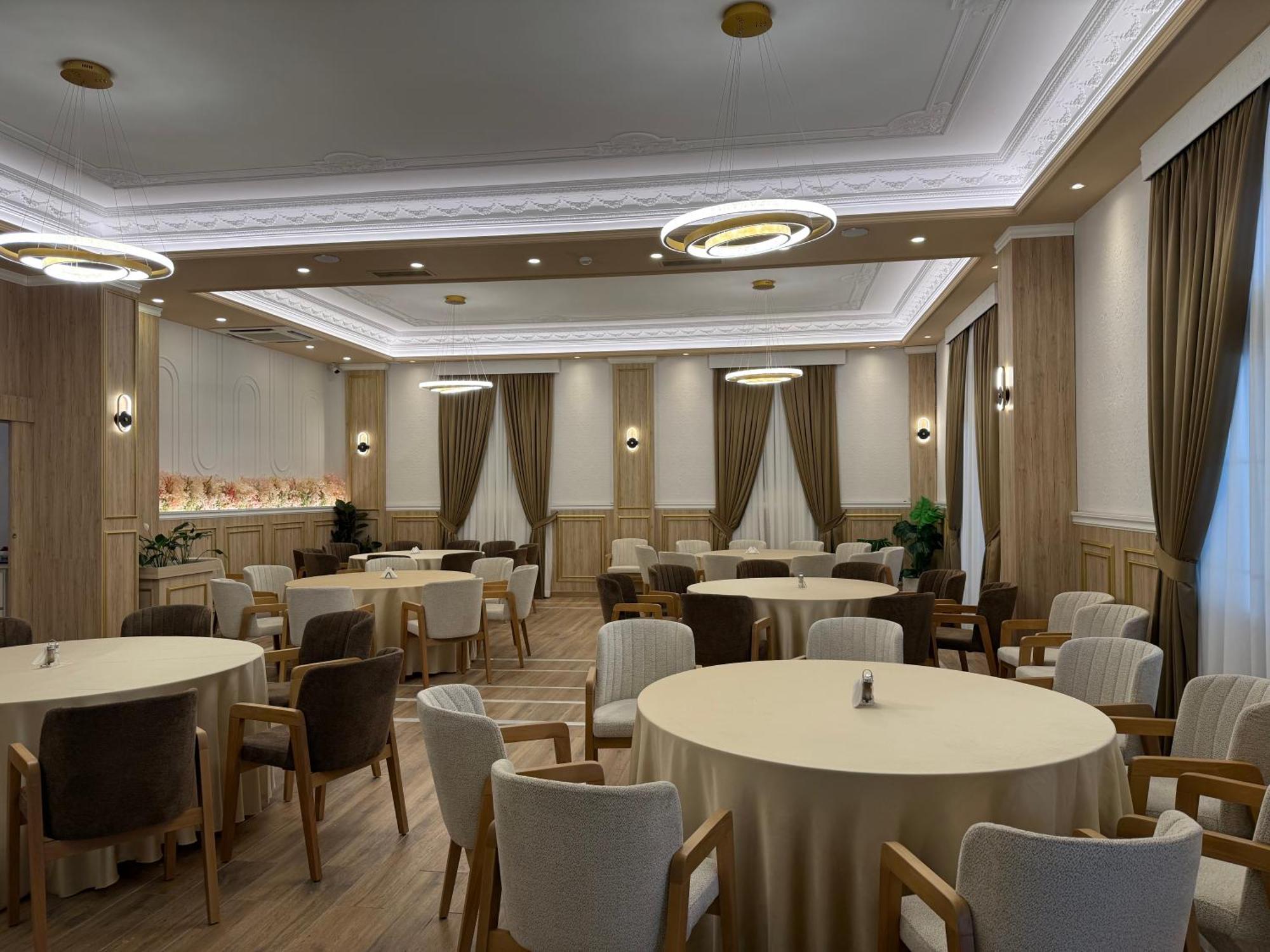 Hotel Colis Kamez Екстер'єр фото